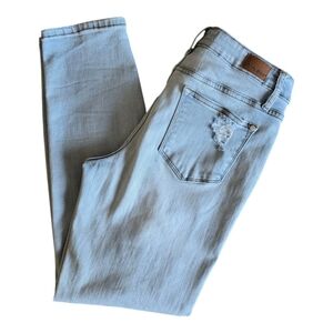 Judy Blue Boyfriend Fit distressed light wash jeans size 5/27